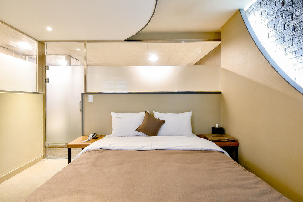 Hotel Ignis Oncheonjang Puszan Kültér fotó