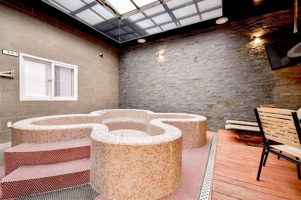 Hotel Ignis Oncheonjang Puszan Kültér fotó