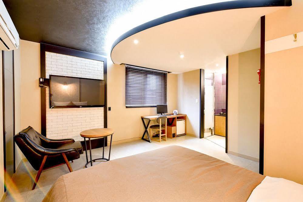 Hotel Ignis Oncheonjang Puszan Kültér fotó